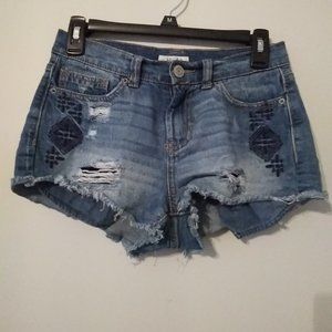 Mudd short shorts with rips size 5